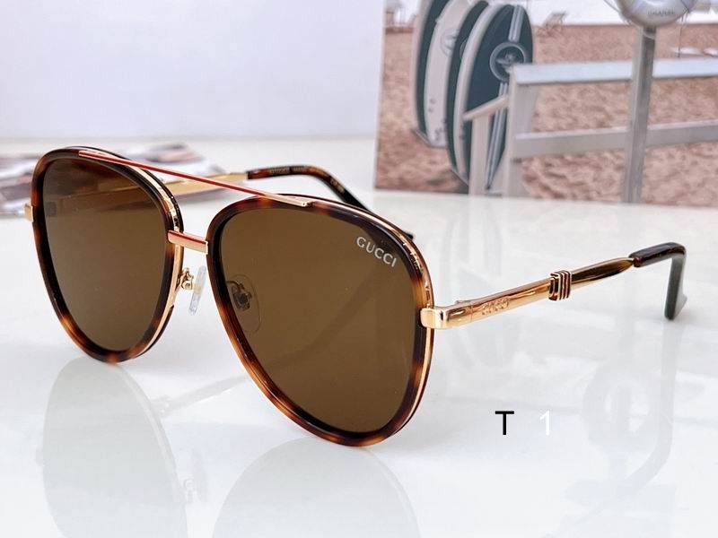 Gucci Sunglasses 592